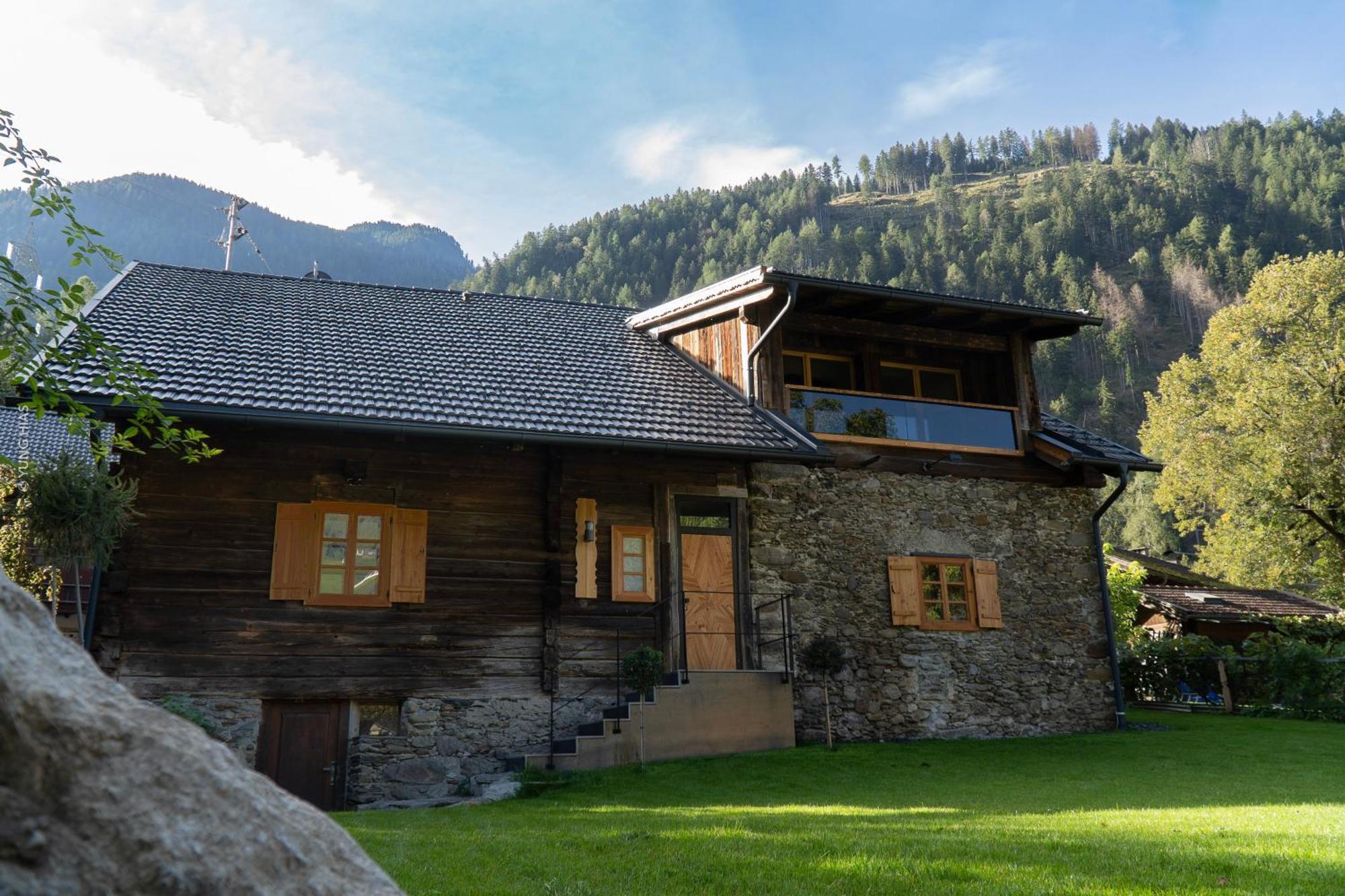 Chalet Schmelz Huette Mit Sauna Und Garten Flattach Exterior foto